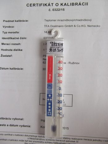 Teplomer do chladničky kalibrovaný v bodoch 2, 6, a 10 °C